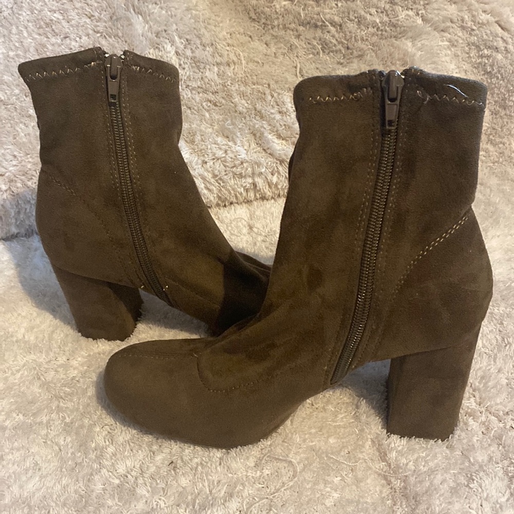 Suede trendy ankle boots